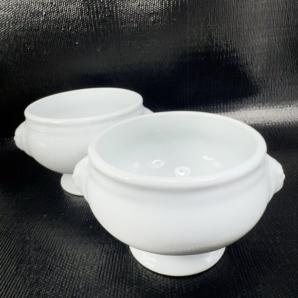 Bistro By Over And Back Lions Head White Porcelain Pedestal Bowl Dish Set2 Bowls - Picture 1 of 16